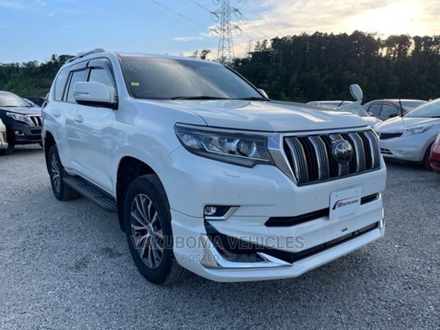 Toyota Land Cruiser Prado 2017 Pearl