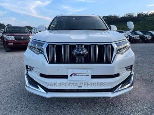 Toyota Land Cruiser Prado 2017 Pearl