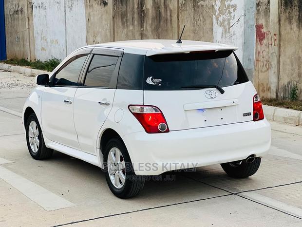 Toyota IST 2006 White