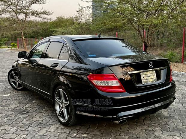Mercedes-Benz C-Class 2008 Black
