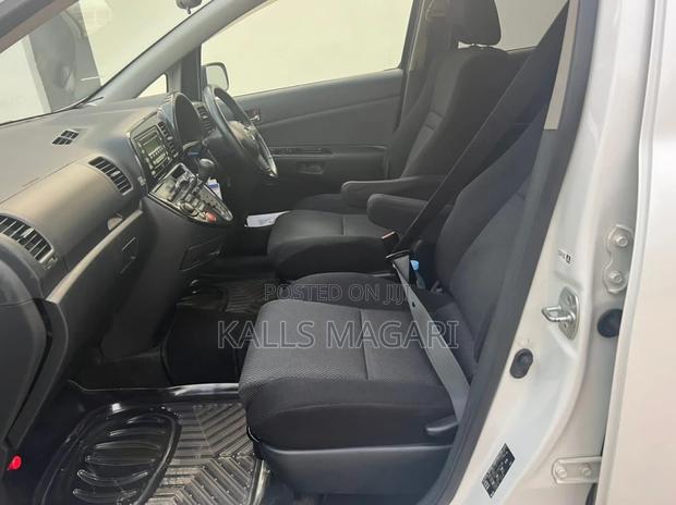 Toyota Wish 2008 White