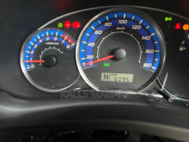 Subaru Forester 2011 Silver