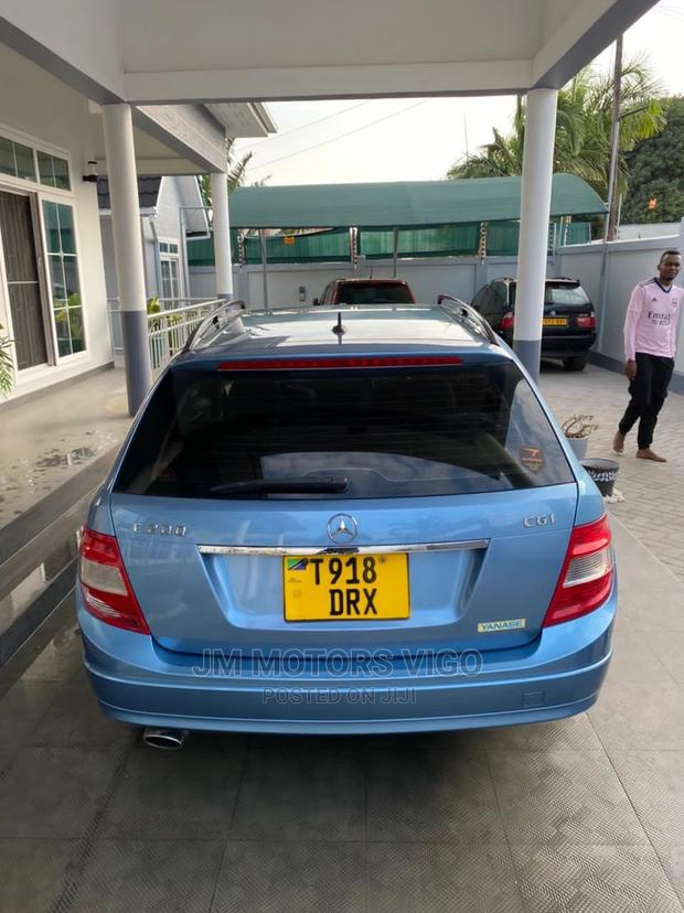 Mercedes-Benz C-Class 2010 Blue