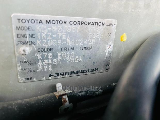 Toyota Land Cruiser 100 4.2 TD 2004 White