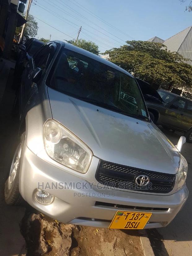 Toyota RAV4 2004 Silver