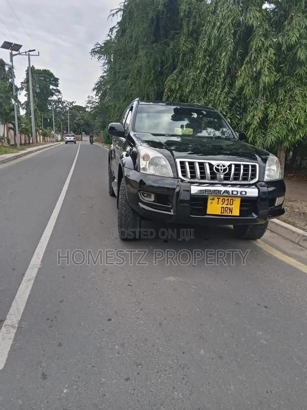 Toyota Land Cruiser Prado 2007 Black