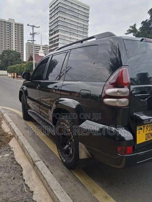 Toyota Land Cruiser Prado 2007 Black