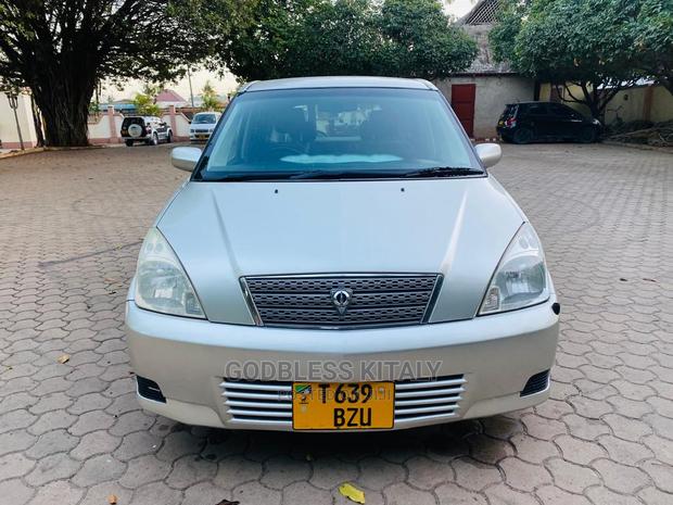 Toyota Opa 2005 Silver