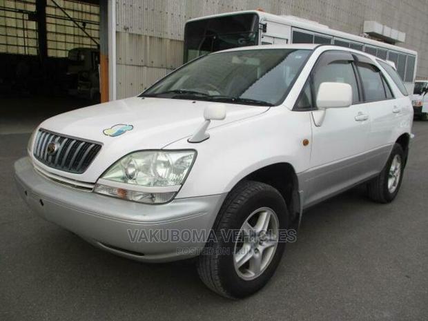 Toyota Harrier 2001 Pearl