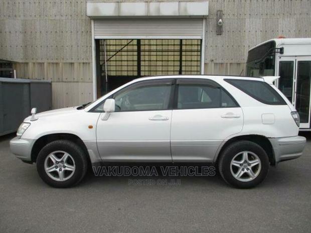 Toyota Harrier 2001 Pearl