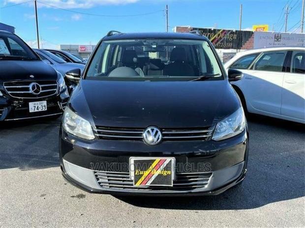 Volkswagen Touran 2013 Black