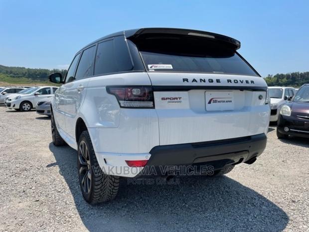 Land Rover Range Rover Sport 2015 White