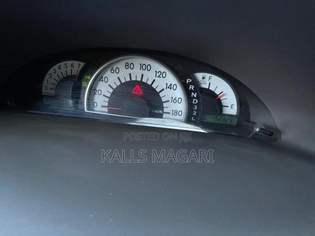 Toyota Raum 2007 Silver
