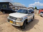 Toyota Land Cruiser Prado 2005 White for sale