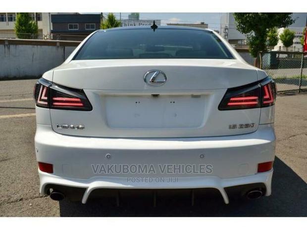 Lexus IS 2007 Pearl