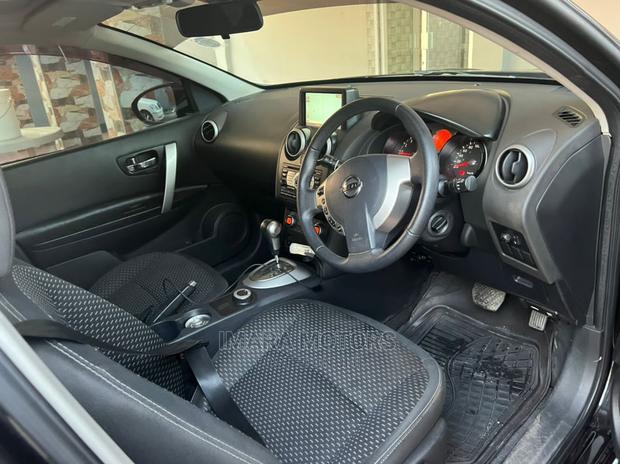 Nissan Dualis 2007 Black