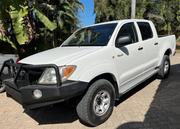 Toyota Hilux 2006 White for sale