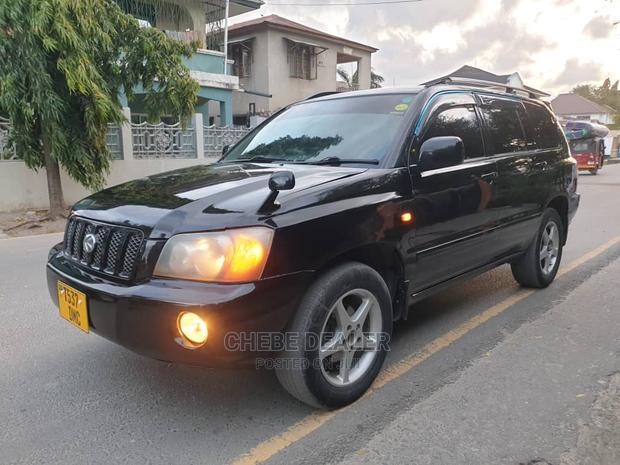 Toyota Kluger 2003 Black
