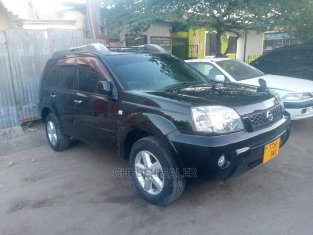 Nissan X-Trail 2.0 2005 Black