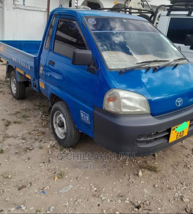 Toyota TownAce 2003 Blue