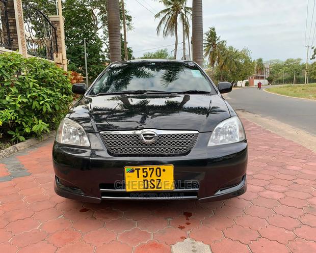 Toyota Corolla RunX 2002 Black
