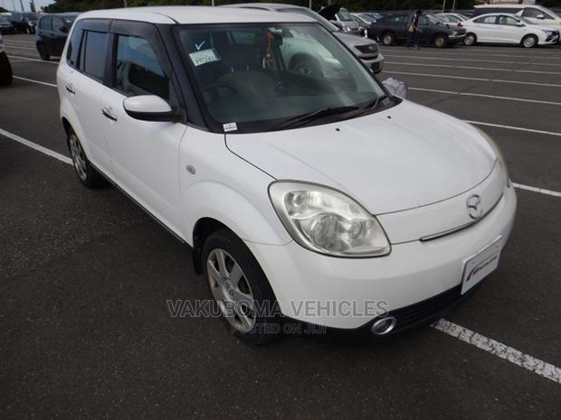 Mazda Verisa 2009 Pearl
