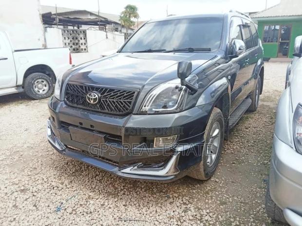 Toyota Land Cruiser Prado 2012 Black