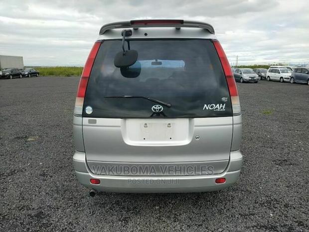 Toyota TownAce 1999 Silver
