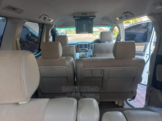 Toyota Alphard 2006 Pearl