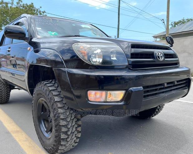 Toyota Hilux Surf 2005 Black