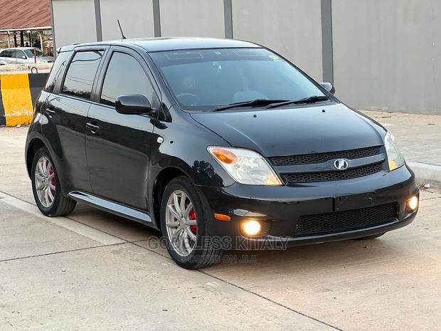 Toyota IST 2006 Black