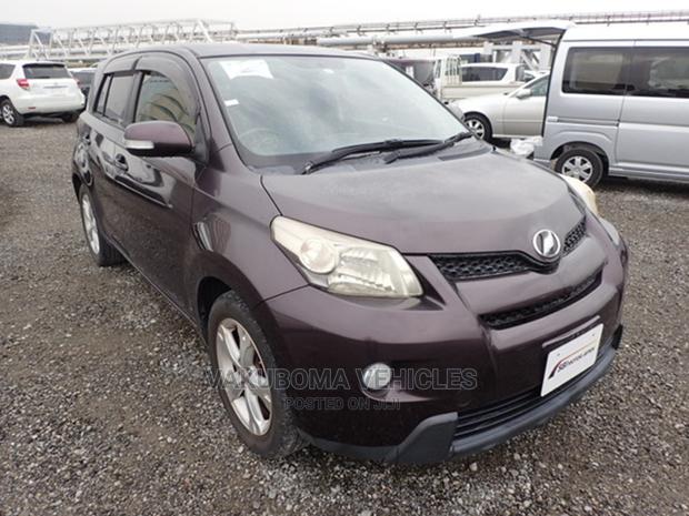 Toyota IST 2007 Purple