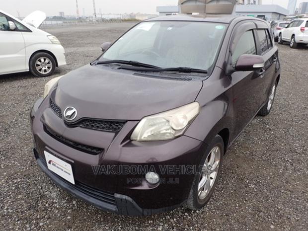 Toyota IST 2007 Purple
