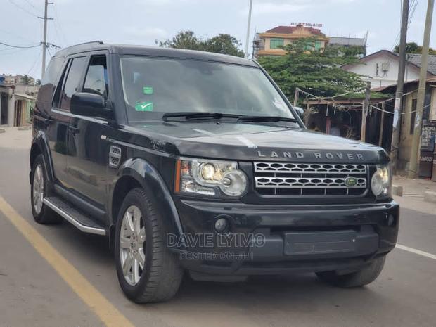 Land Rover Discovery 2010 Gray