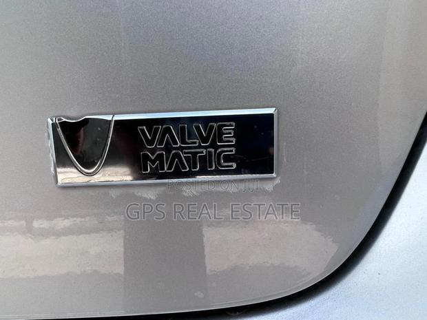 Toyota Wish 2009 Silver