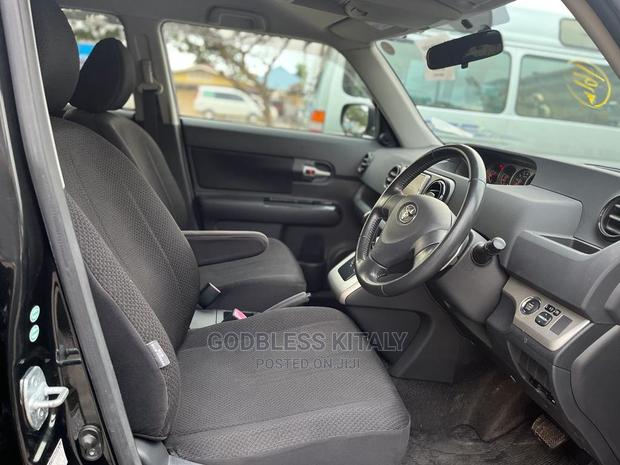 Toyota Corolla Rumion 2008 Black