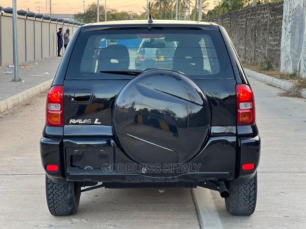 Toyota RAV4 2005 Black
