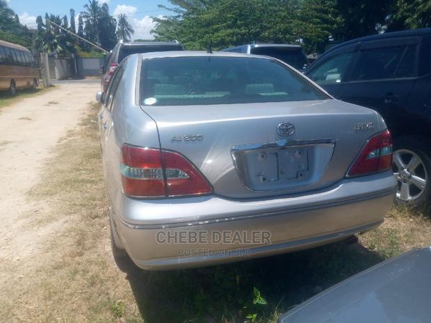 Toyota Brevis 2005 Silver