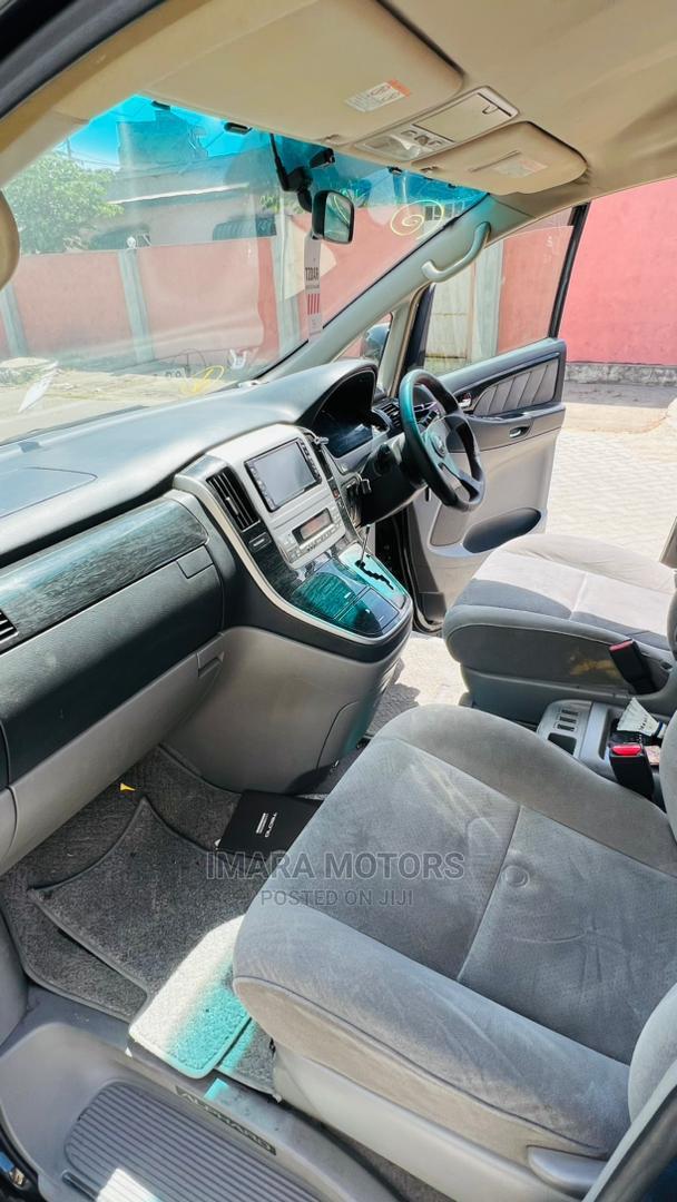 Toyota Alphard 2006 Black