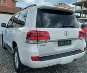 Toyota Land Cruiser 2018 White for sale