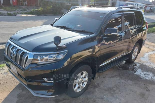 Toyota Land Cruiser Prado 2011 Black