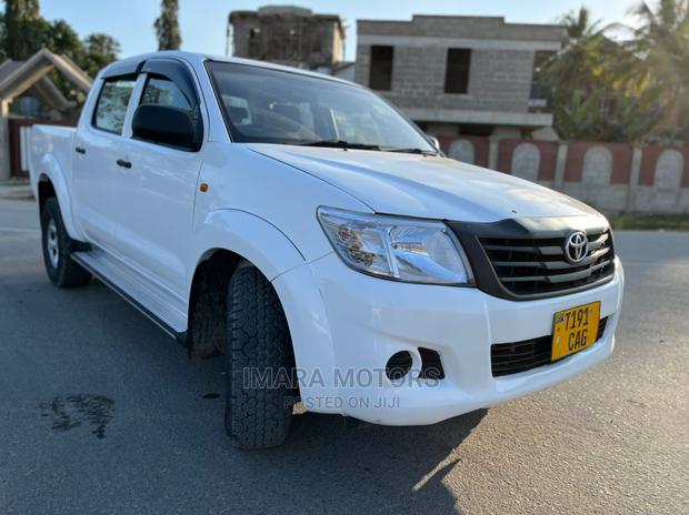 Toyota Hilux 2012