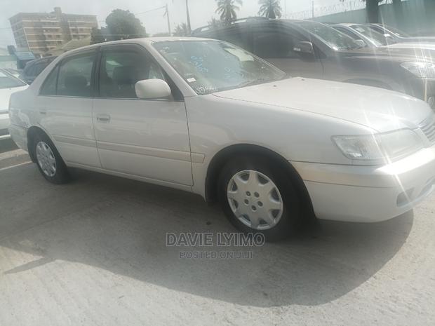 Toyota Corona Premio 2.0 Petrol AWD 2000 White