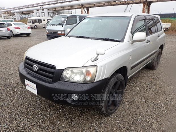 Toyota Kluger 2005 Silver