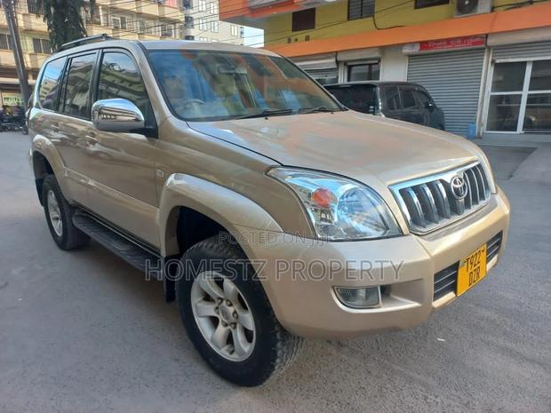 Toyota Land Cruiser Prado 2007 Gold