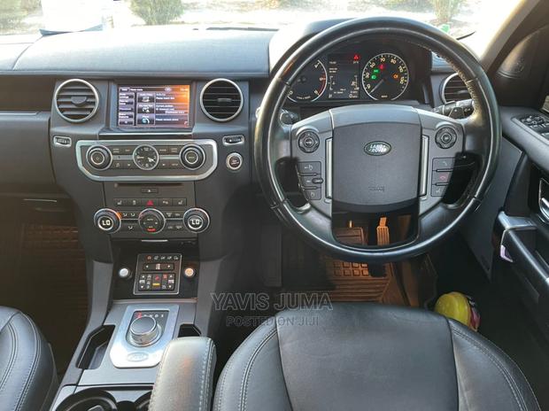 Land Rover Discovery 2014 Silver