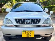 Toyota Harrier 2002 White for sale