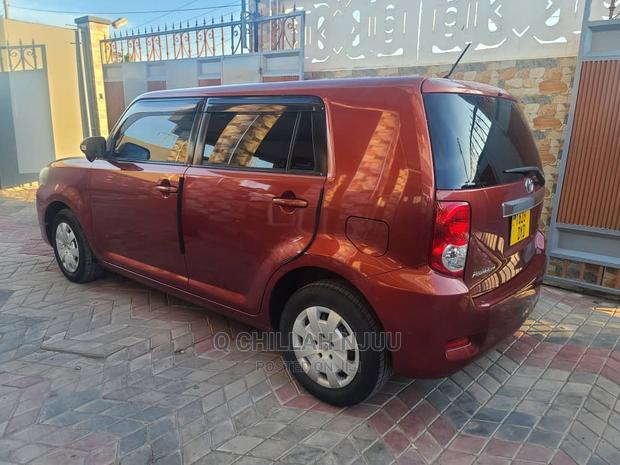 Toyota Corolla Rumion 2008 Red