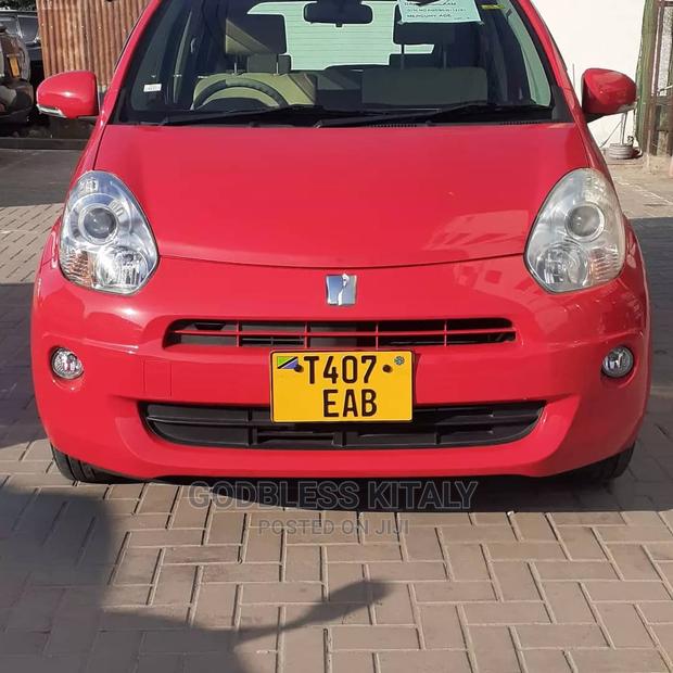 Toyota Passo 2012 Red