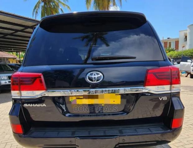 Toyota Land Cruiser 2019 Black